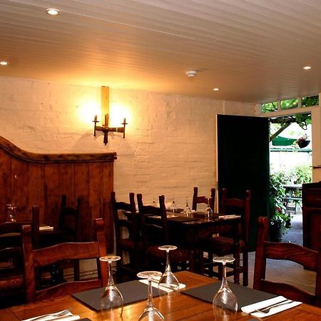 The Lamb Inn มาร์ลบะระ ภายนอก รูปภาพ